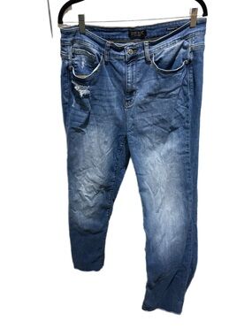 Judy Blue Straight Fit Distressed Blue Jeans